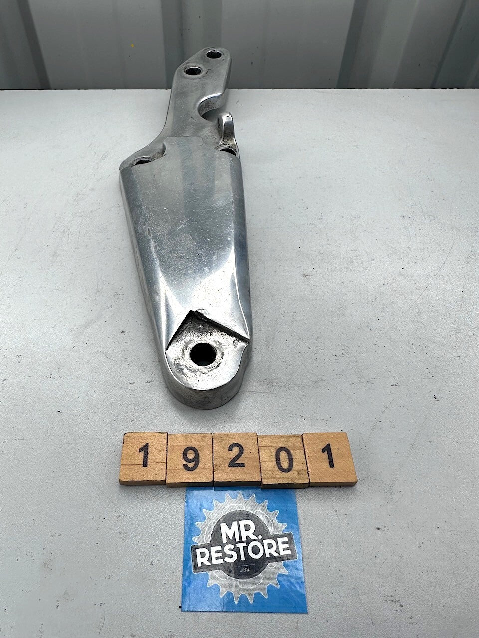 Suzuki GS1100 GS850 R/H Foot Rest Peg Bracket