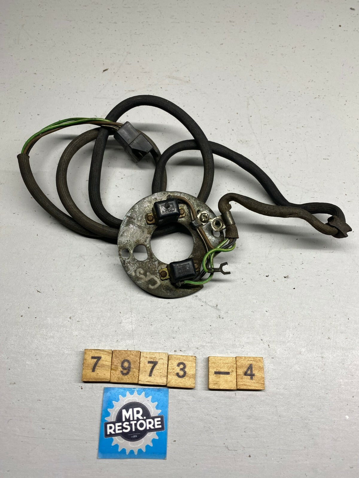 Suzuki GS250 GS450 GSX400 GSX450 Ignition Pulse Pickup Coil 33110-47020