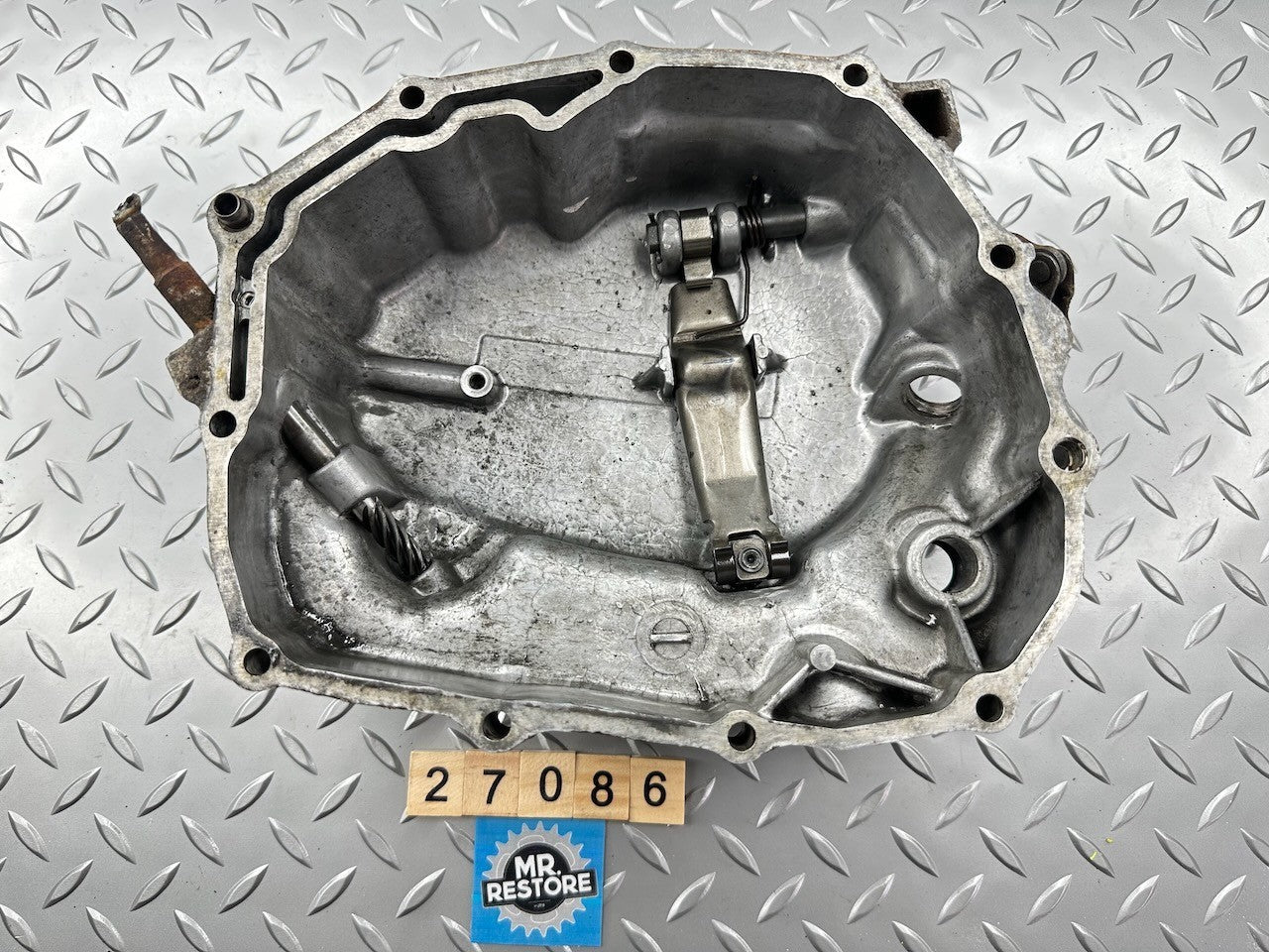 Honda SL125 K1 K2 CB125 SA Clutch Crankcase Cover 11330-324-020