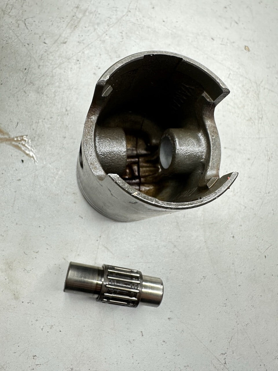 Yamaha V70 U7E Cylinder & Piston @47.5mm 298-11311