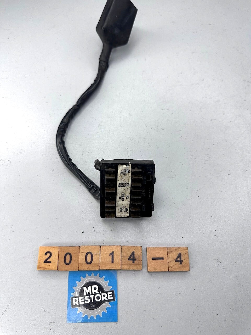 Honda CB1100 CB900 CB750 CB650 GL650 Fuse Box 38200-MF9-405