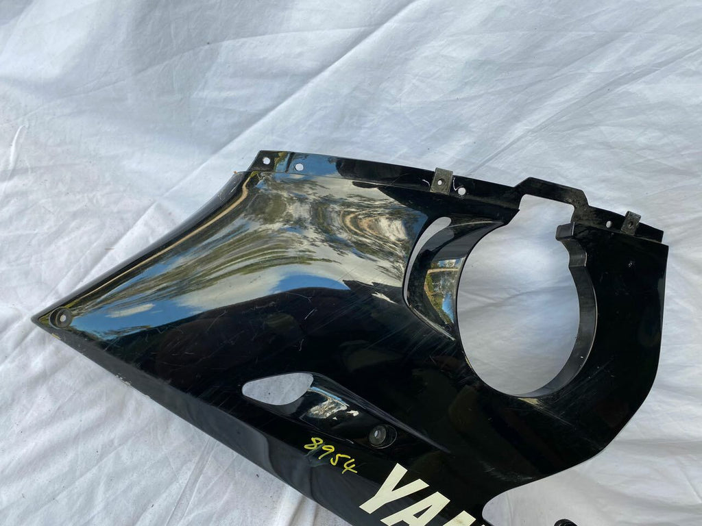 Yamaha R6 YZF 99-01 R/H Lower Fairing Panel 5EB-28385 Black