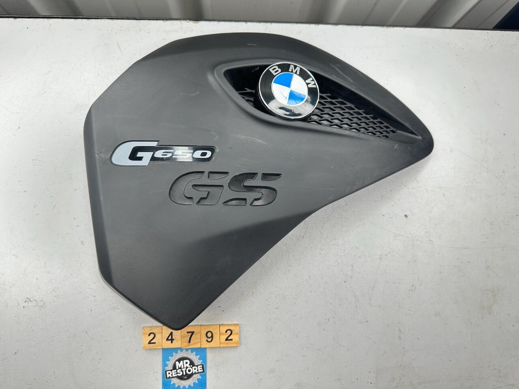 BMW G650GS 2010-16 Left Lateral Trim Plaque Holder Tank Cover