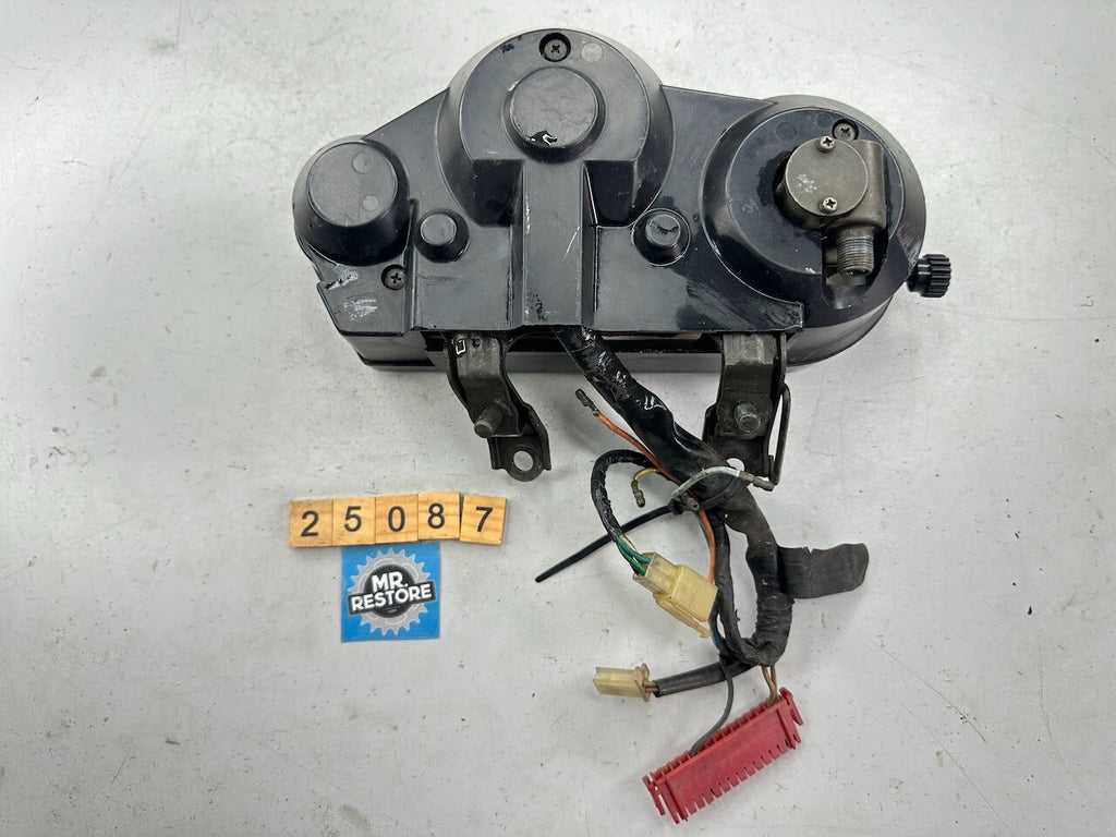 Honda VT250 Z KMH Meters Dashboard, Harness & Bracket (Speedo Tested)