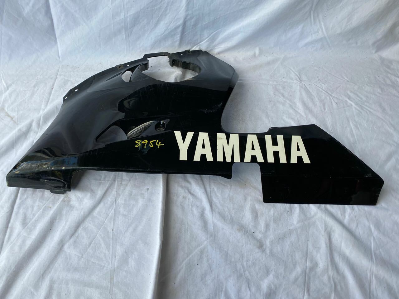 Yamaha R6 YZF 99-01 R/H Lower Fairing Panel 5EB-28385 Black