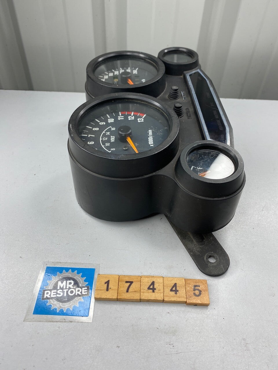 Kawasaki GPZ600R Dashboard Meters Instruments KMH Only showing 4229ks