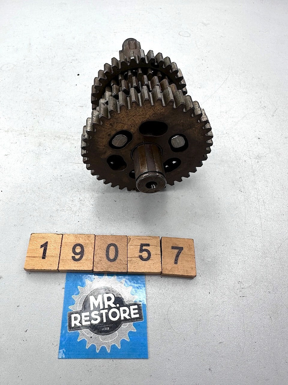 Kawasaki KX80 1979-80 Transmission Output Shaft & Gears 13128-1018