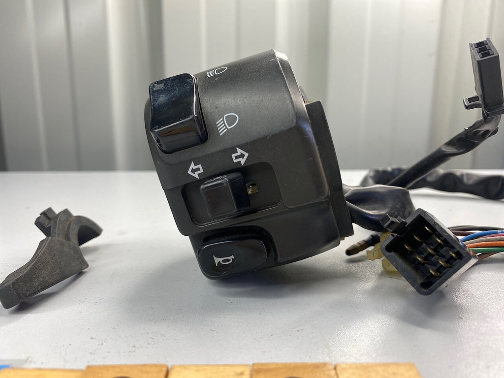 Kawasaki EX500 ZR1200 1100 750 ZX1200 1100 900 750 600 L/H Handlebar Switch
