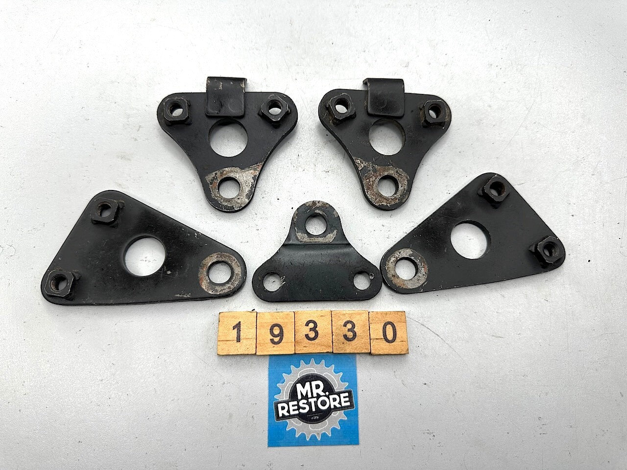 Suzuki GS650 Engine Mounts