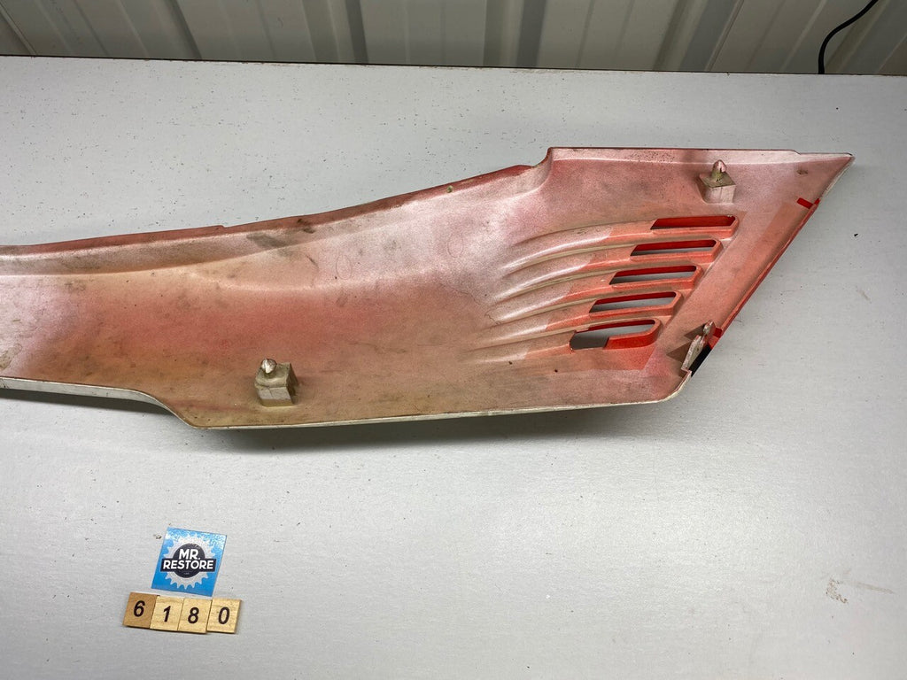 Yamaha FZ750 1987 Left Hand Tail Side Cover