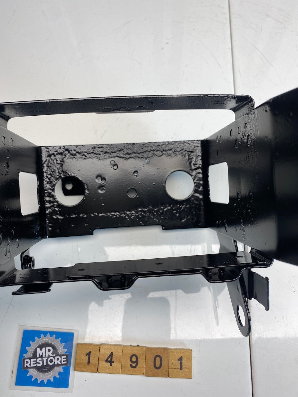 Suzuki GSXR1100 86-88 Battery Holder Box 41540-06B00 - Repainted