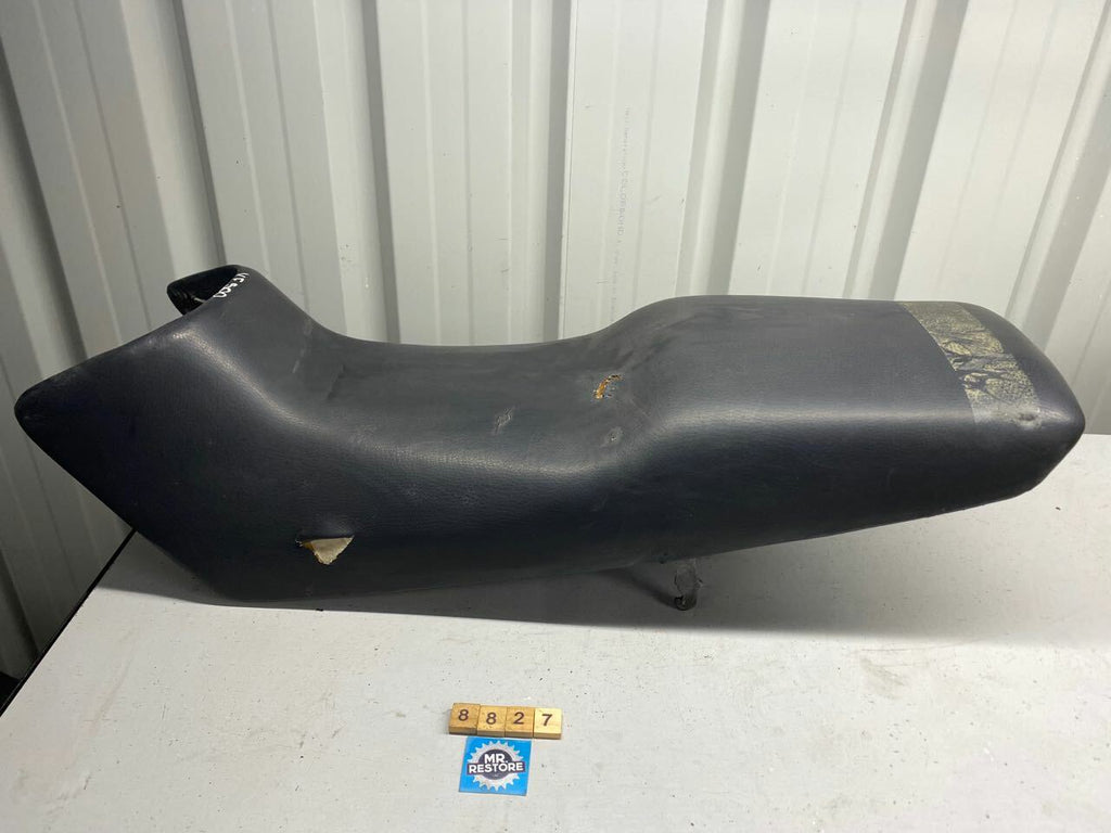 Honda VF500 Seat 1984 1985 77200-KE7-000ZA