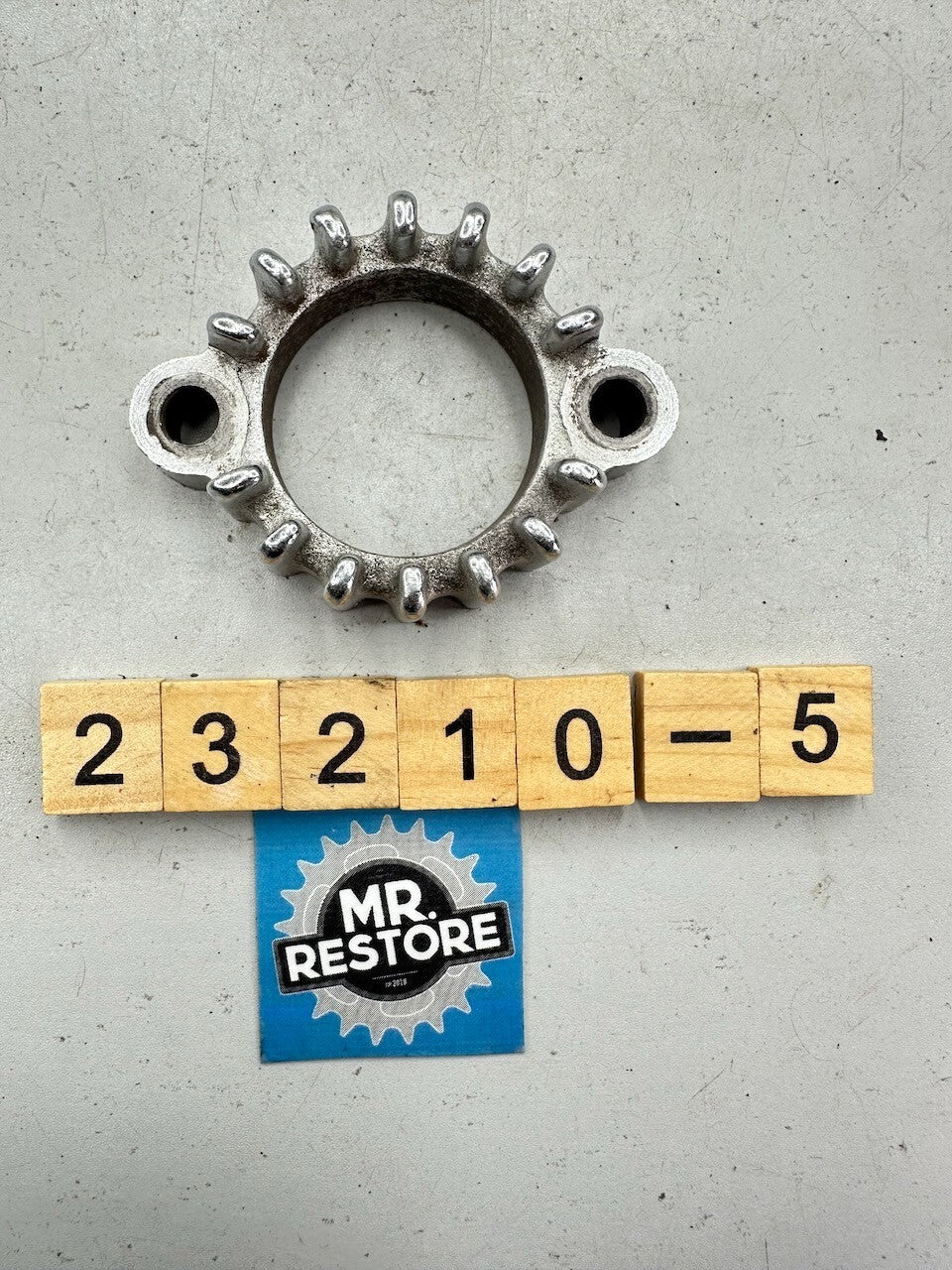Suzuki GS850 GS750 GS400 OEM Exhaust Ring Nut Flange Joint Clamp 14182-44000