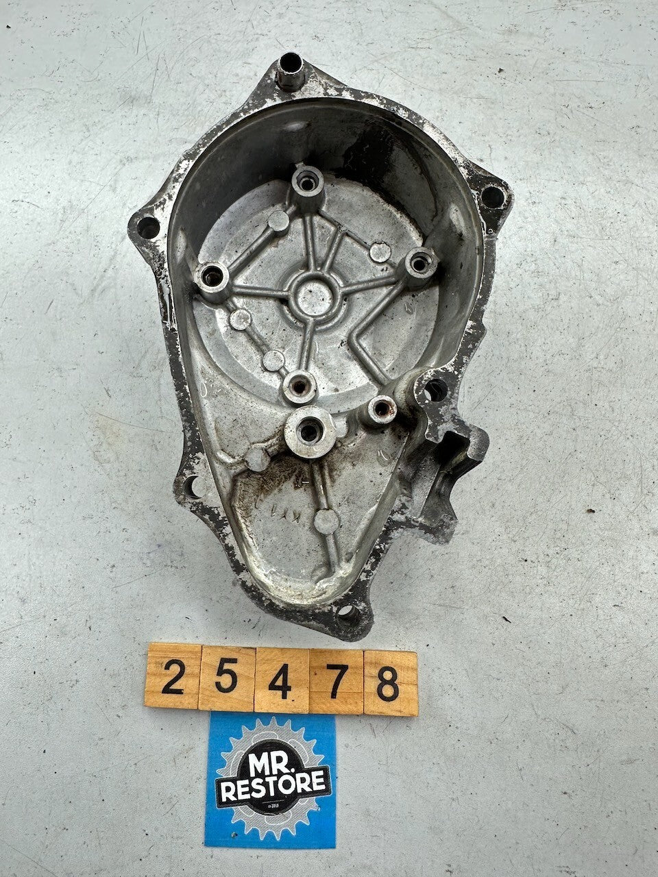 Honda CBR250RR MC22 Generator Stator Rotor Cover 11635-KAZ