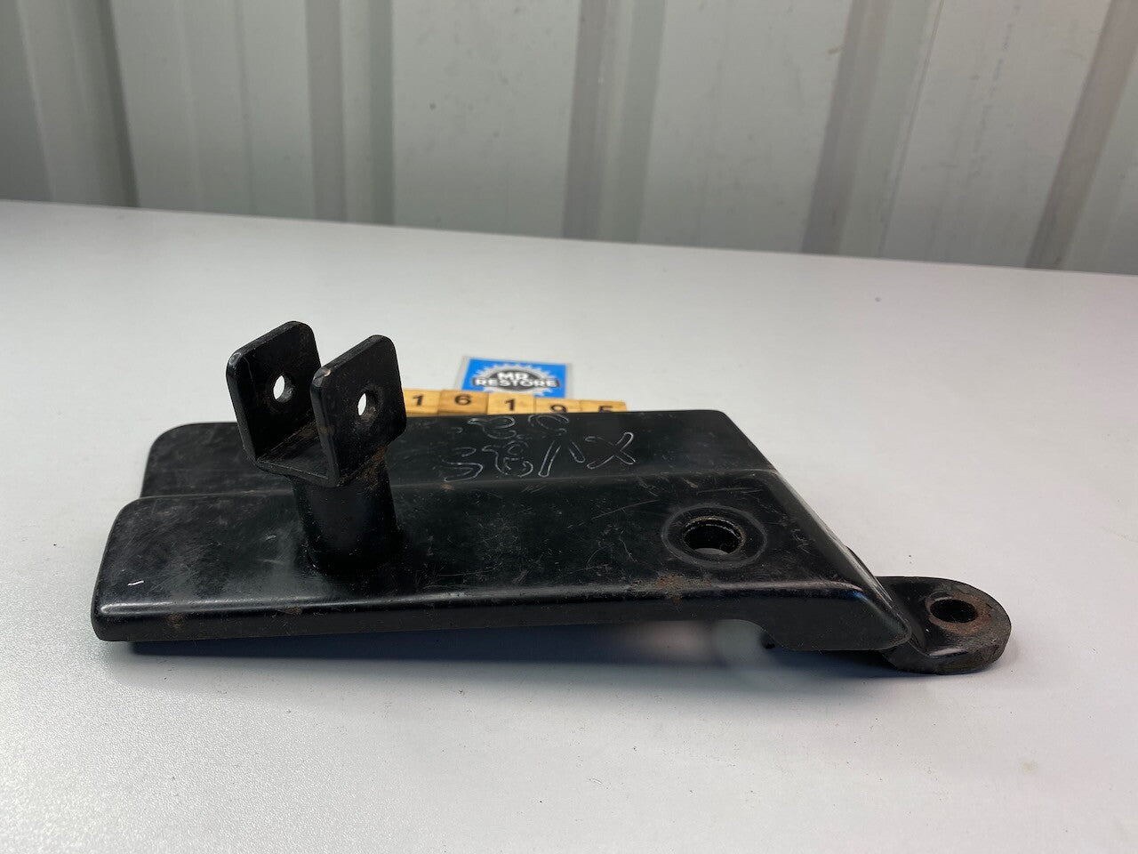 Yamaha XV250 Virago 1992-96 L/H Pillion Footrest Bracket 3DM-27430-00-33