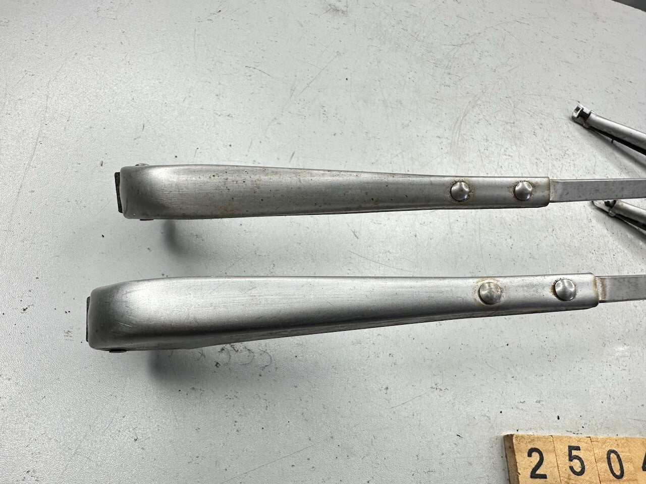 Suzuki LJ50 Pair of Window Wipers (Look OEM with Japanese Blades)