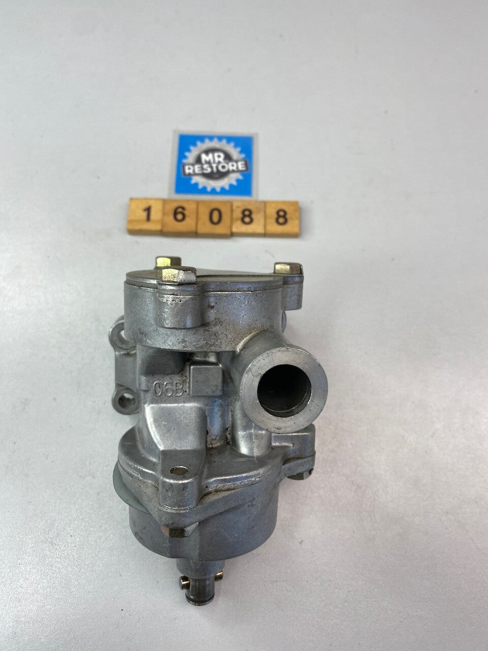 Suzuki GSXR1100 GSX1200 750 Katana GSF600 Bandit Oil Pump 16400-06B01