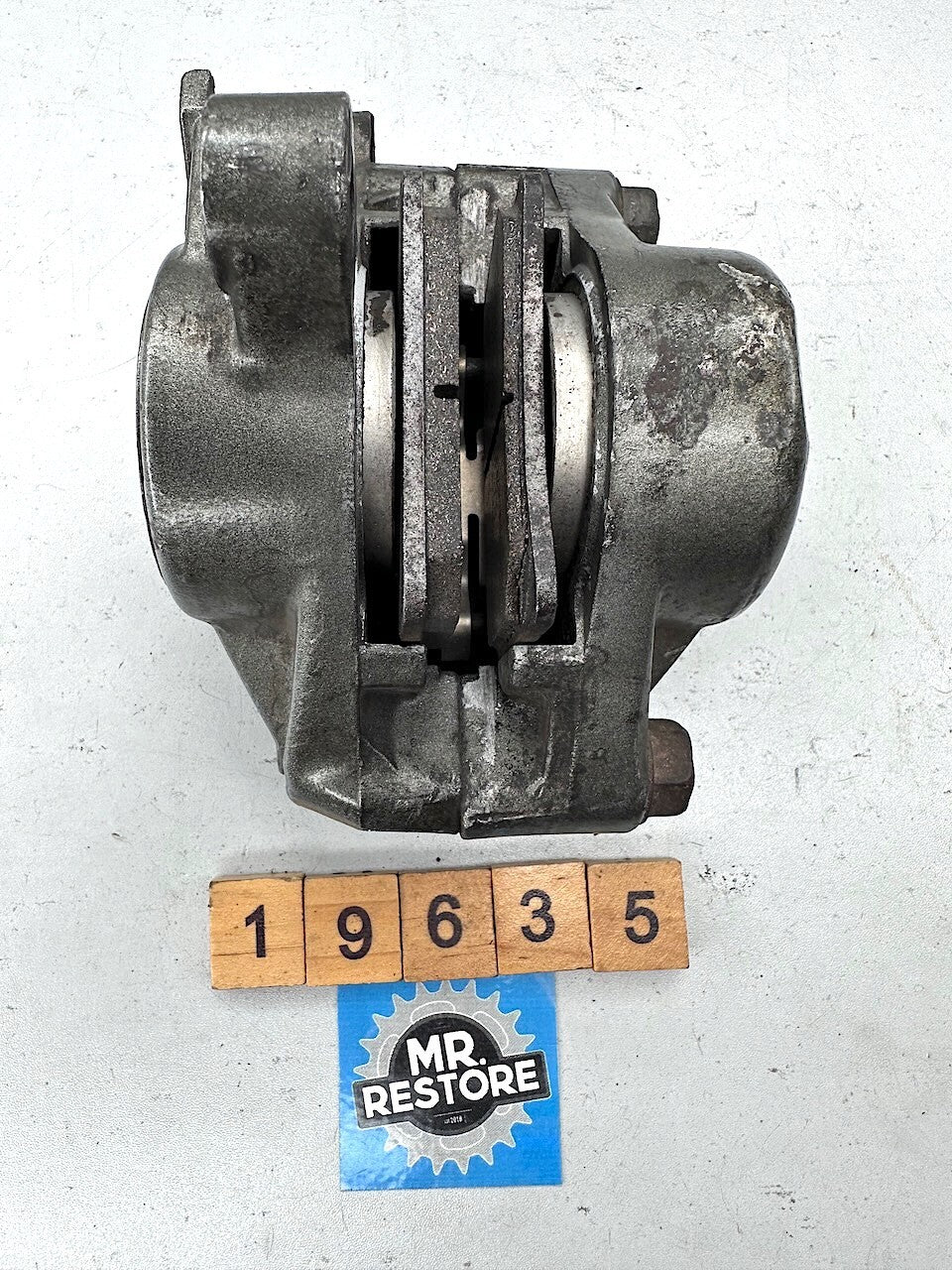 Yamaha FJ1200 XJ900 Rear Brake Calliper 1FW-25810-50