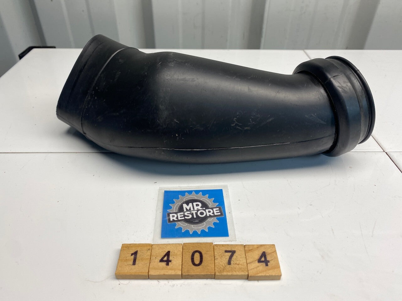 Honda CBR600RR Left Hand Air Duct & Joint 64335-MEE-000 & 64320-MEE