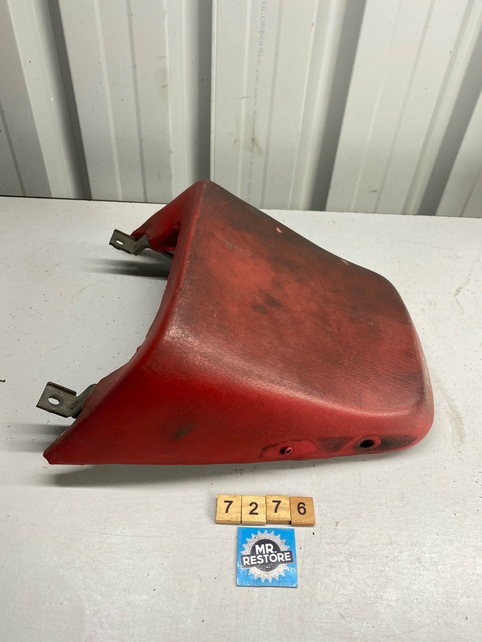 Kawasaki GPZ600 Pillion Passenger Seat - Red