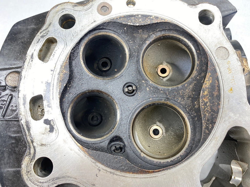 BMW R1200GS R/H Cylinder Head 7723604