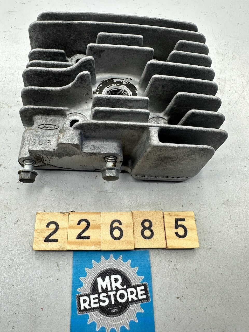 Honda NH50 NH80 Aero Lead SH75 Scoopy Cylinder Head 12201-GC8-000