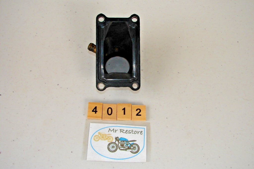 Suzuki RGV250 K G5 Inlet Manifold carb holder