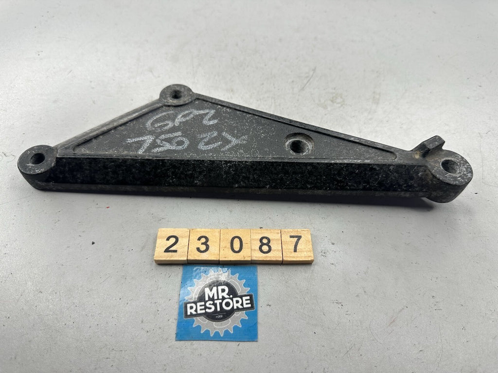 Kawasaki KZ1100 Z1100 KZ750 Z750 KZ650 Z650 Left Muffler Stay Foot Rest Bracket