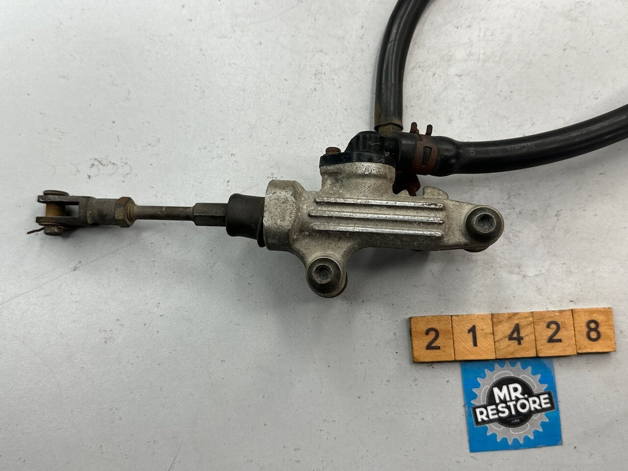 Yamaha TZR250 1986-88 1KT 2MA R1-Z Rear Master Cylinder & Reservoir 1KT-25850-50