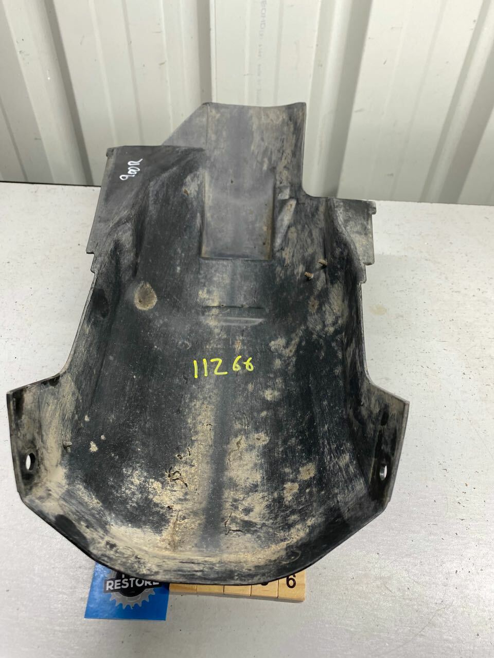Kawasaki GPZ900R ZX900 GPZ750R Rear Fender Under Guard