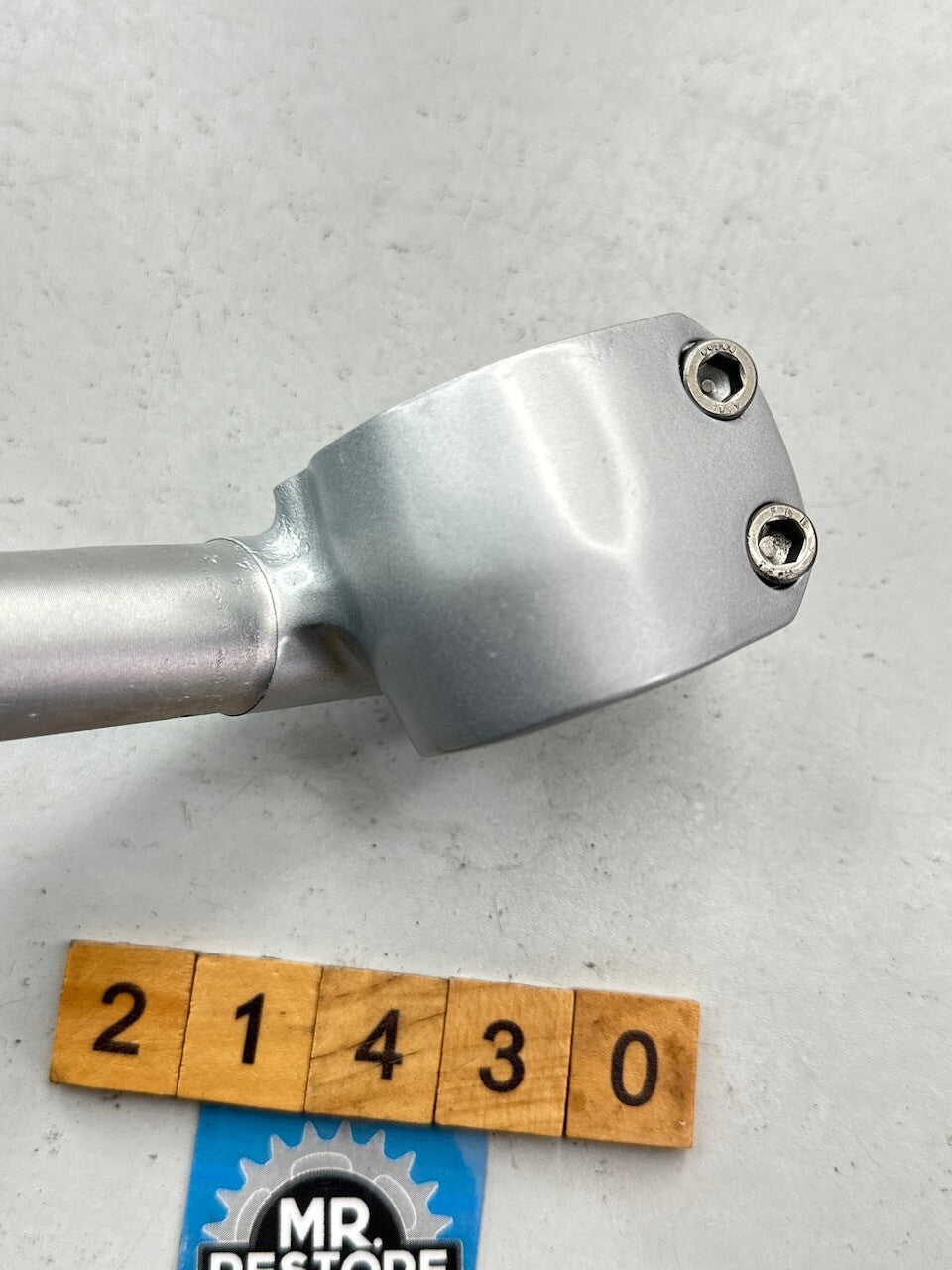Yamaha TZR250 1KT 2MA R/H Handlebar 1KT-26122-00 (painted)
