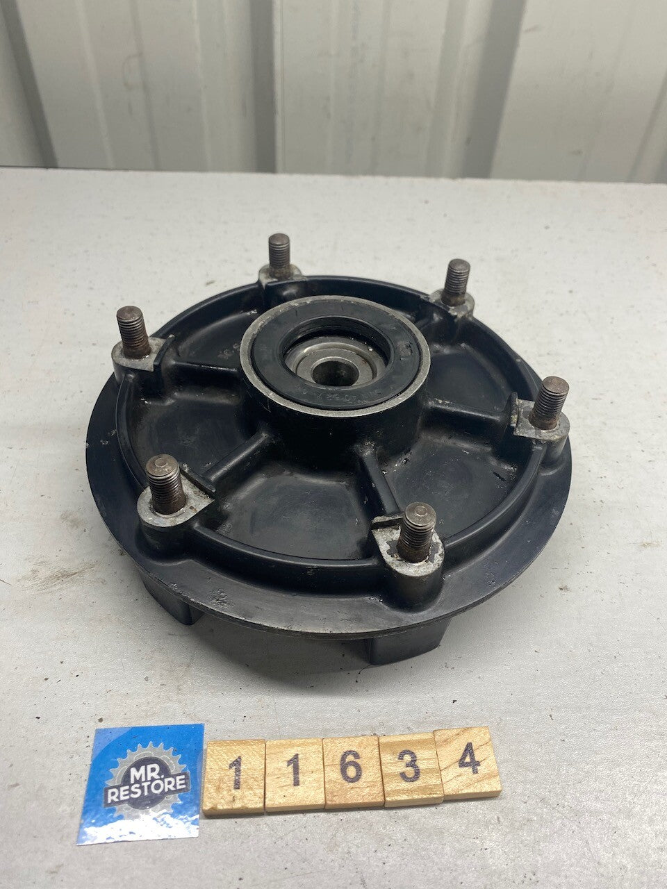 Kawasaki GPZ900 ZX900 Sprocket Carrier Rear Hub 42033-1110