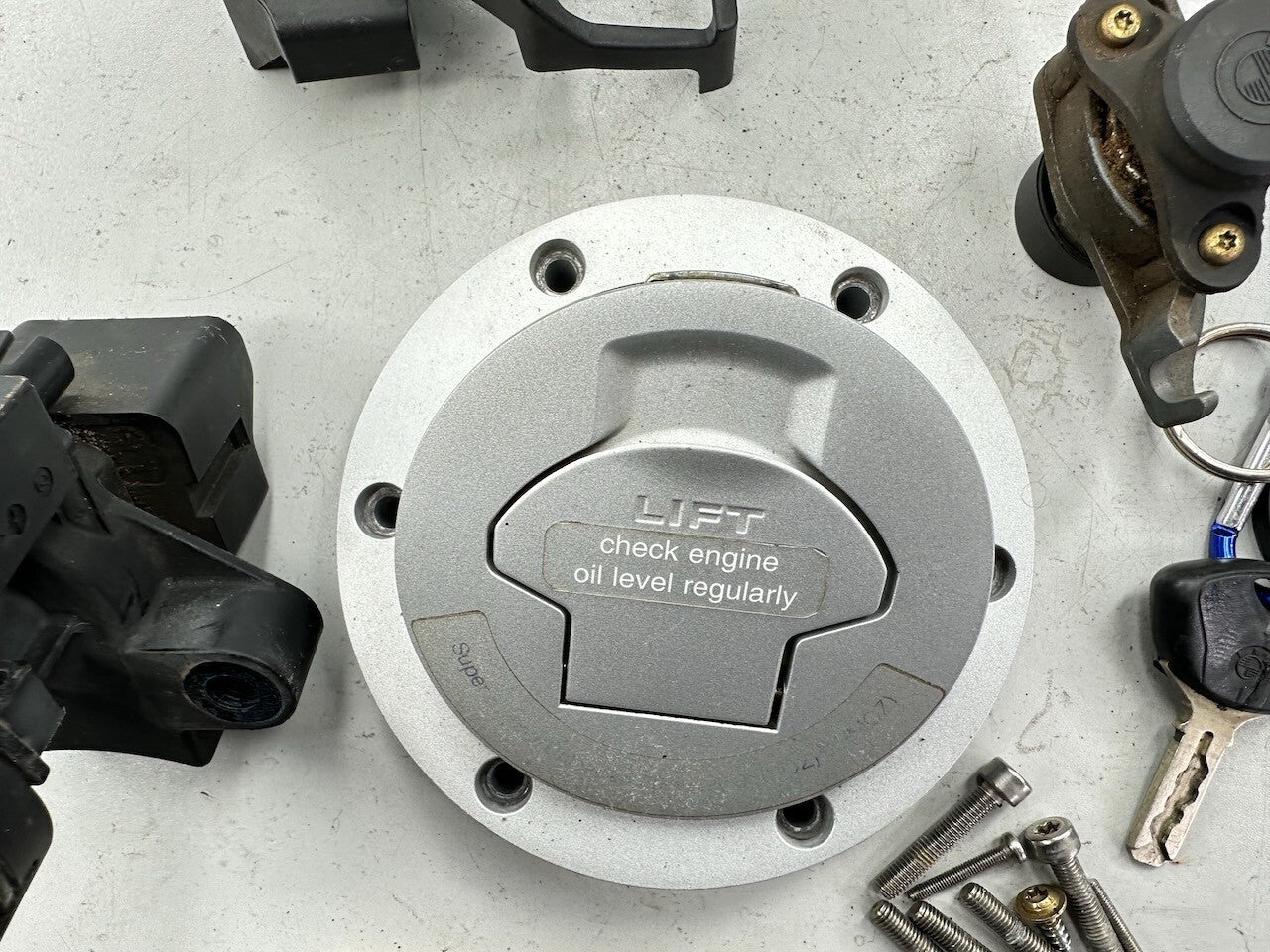 BMW R1200GS ADV '05-07' R1200GS '02-07' Lock Set