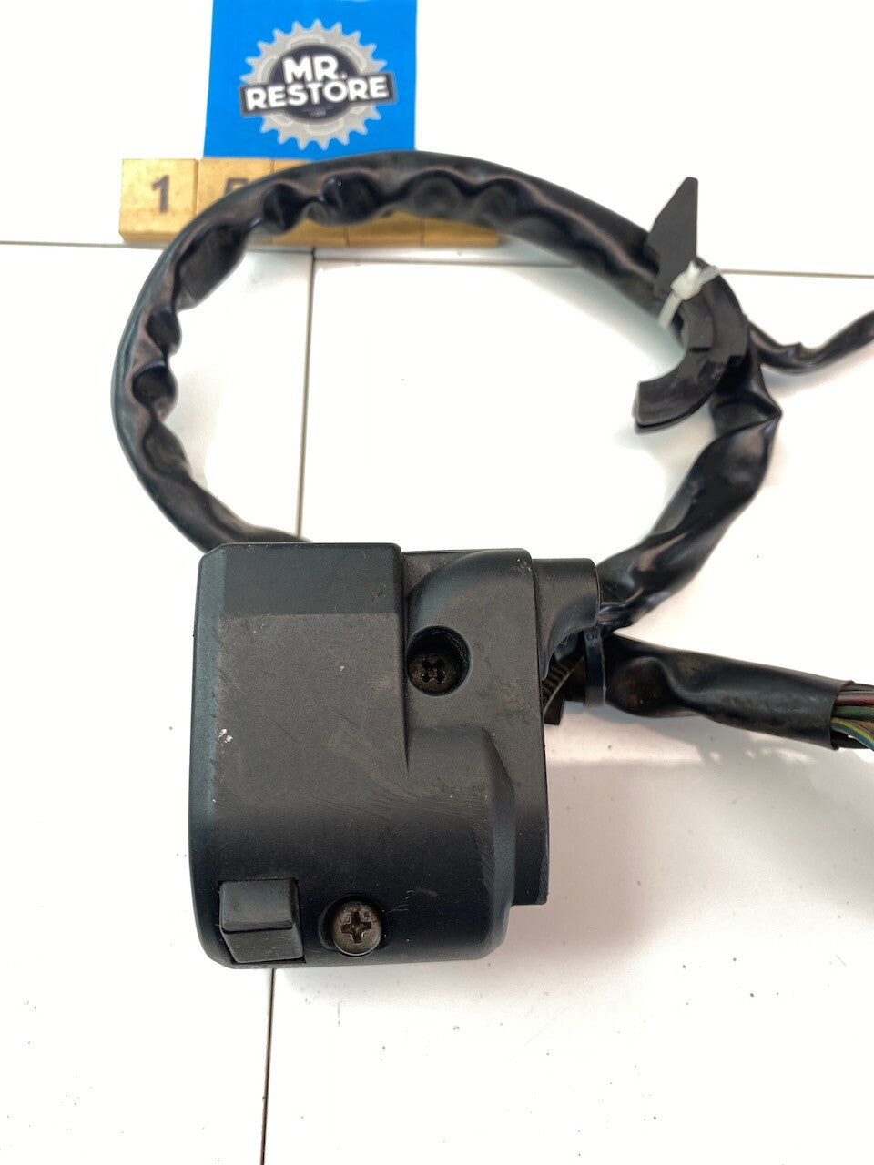 Kawasaki GPX250 L/H Handle Bar Switch & Choke Lever - Hi Lo Turn Horn
