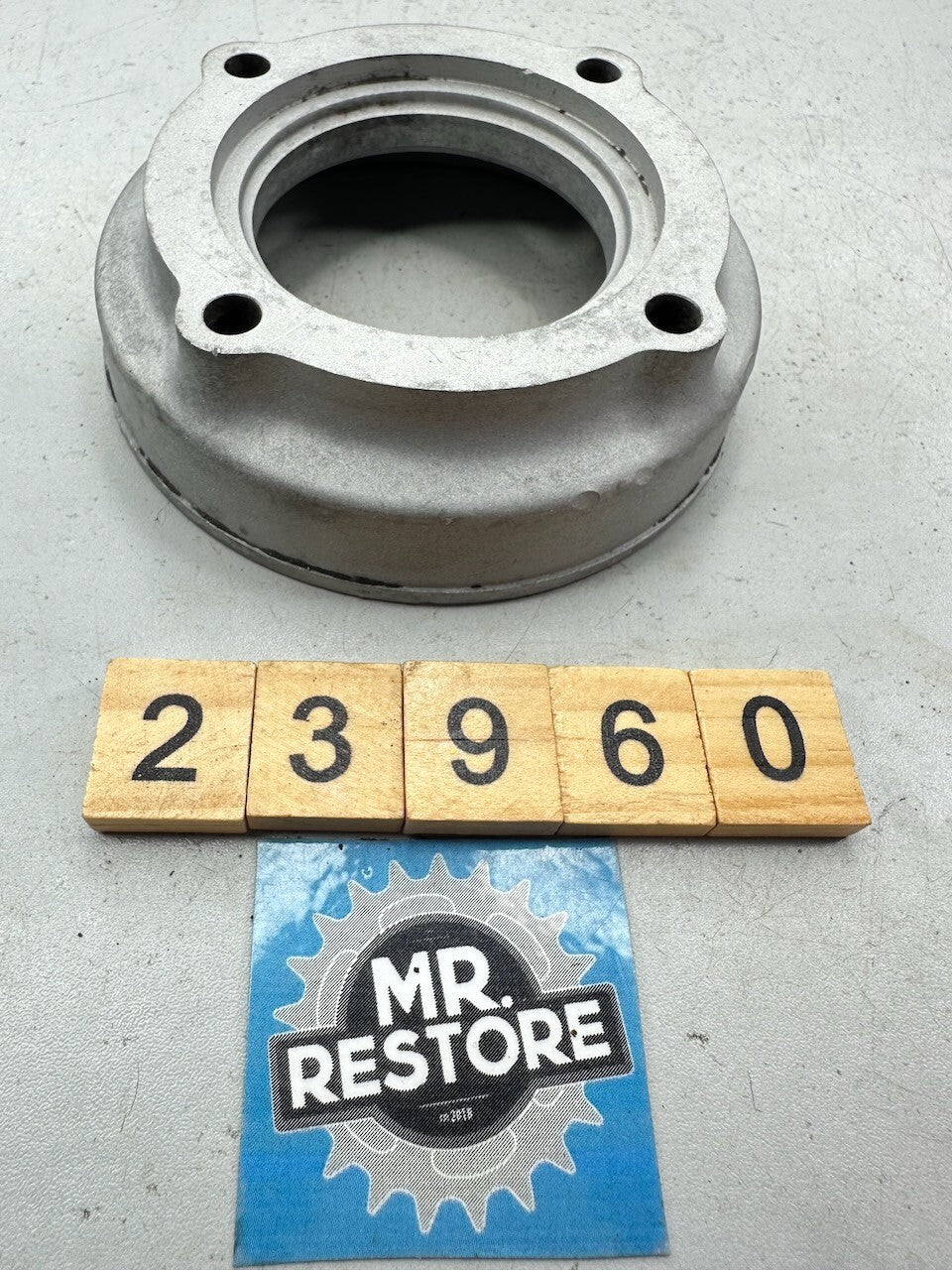 Kawasaki Z1300 KZ1300 '79-82' ZG1300 ZN1300 Output Shaft Bearing Cap 14022-1005