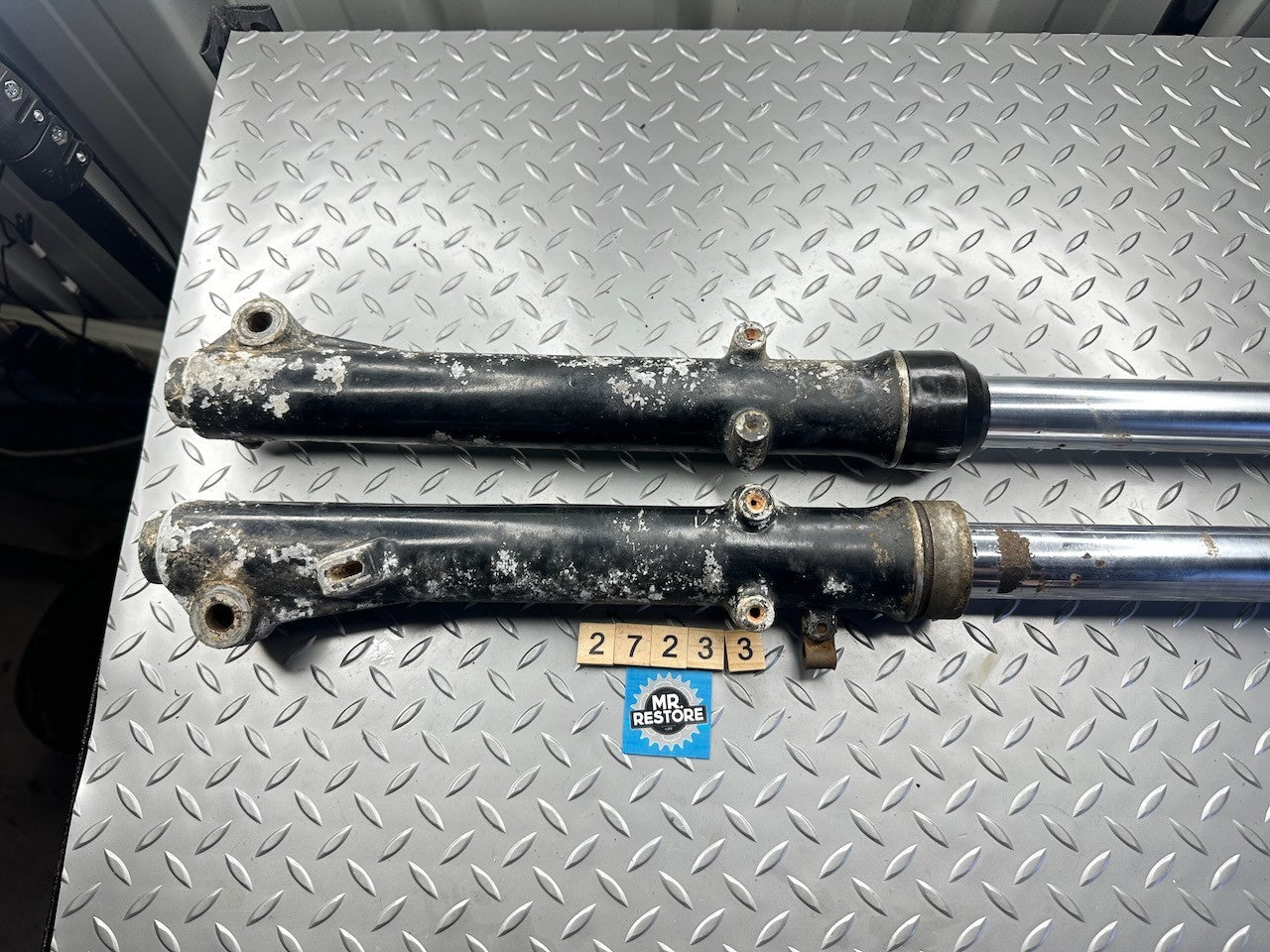 Suzuki SP370 '78-79' Pair of Forks