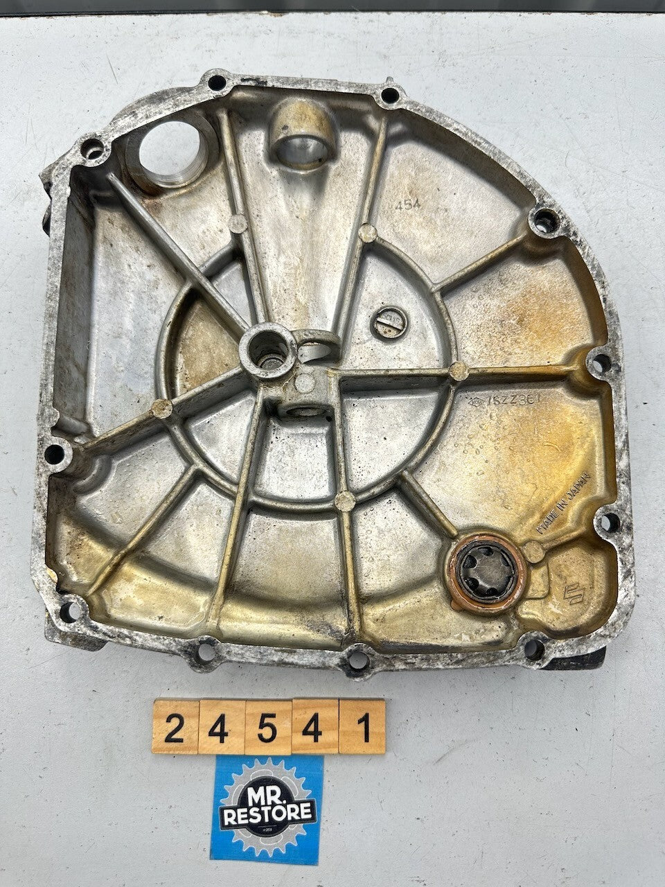 Suzuki GSX750 '82-83' Katana GS750 '80-83' Clutch Cover 11340-45401  1SZZ361