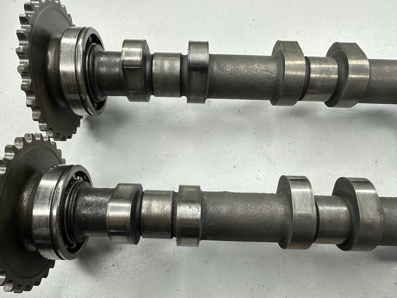 Kawasaki ZXR750 Pair of Camshafts 1989-1995 - 49118-1107 49118-1108