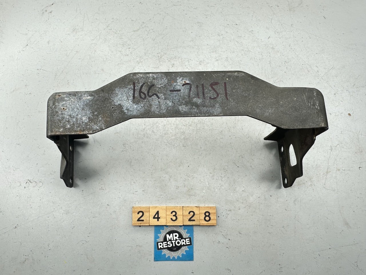 Yamaha XJ650 Turbo '82-83' Rear Fender Bracket 16G-21151-00-00  16G-21151