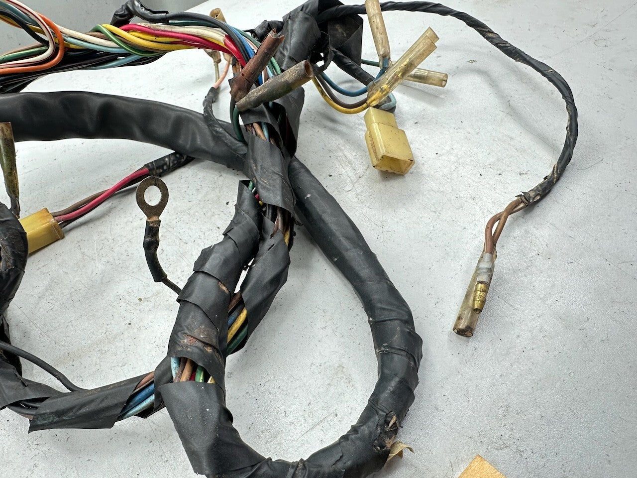 Yamaha V90 T 1982 Wire Loom Harness