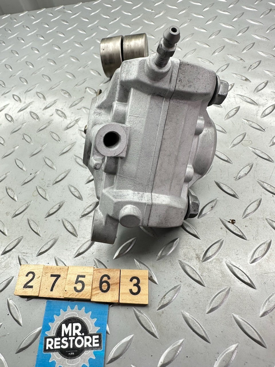 Yamaha TZR250 1KT 2MA RD250LC RZ250 TDR250 Rear Brake Caliper Calliper