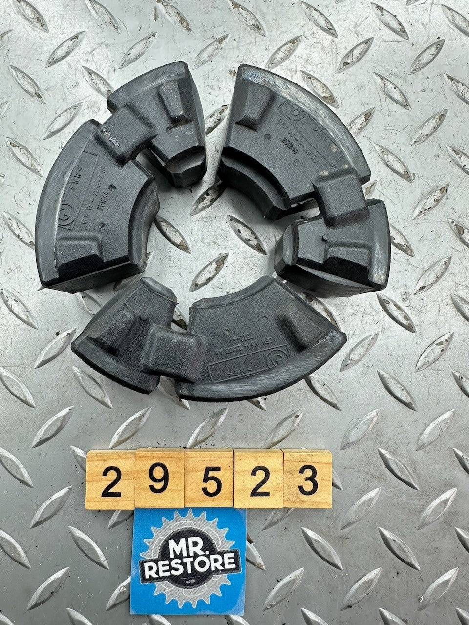 BMW G650GS 08-16 / Sertao F650GS 99-07 Rear Cush Rubber Absorber Set 27712345789