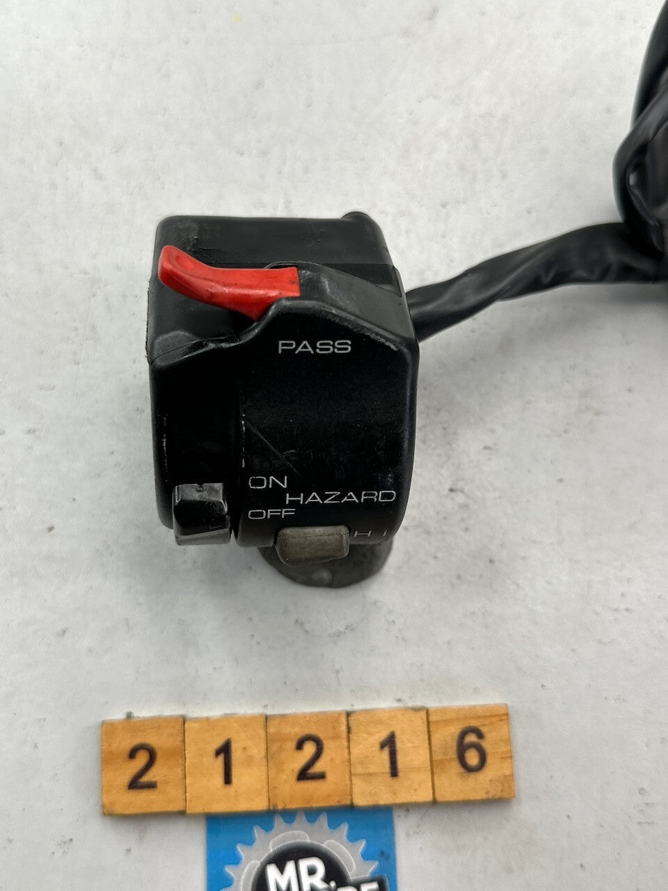 Yamaha XJ600 YZF600 FJ1200 L/H Handlebar Switch