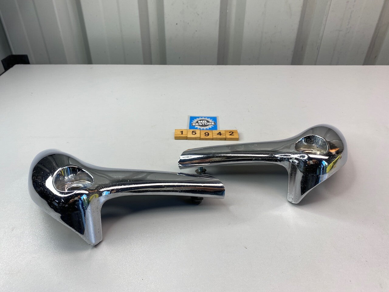 Yamaha XV1100 XV750 Pillion Back Rest Stay, Pair 1RM-2164F 1RM-2164G