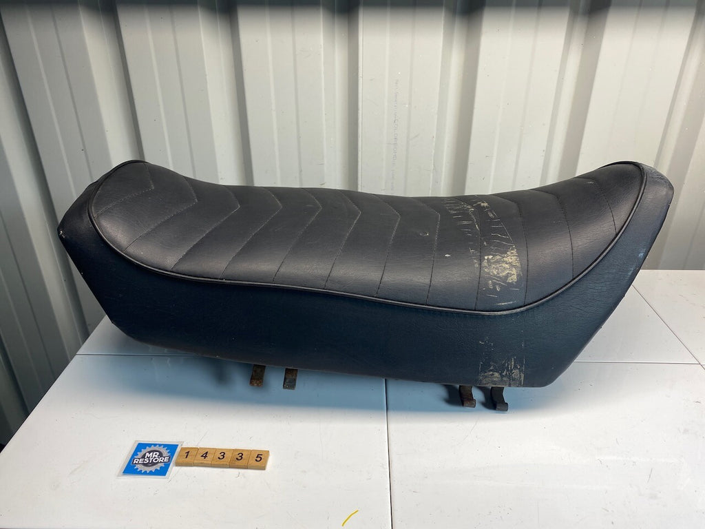Yamaha XZ550 Seat & Latches
