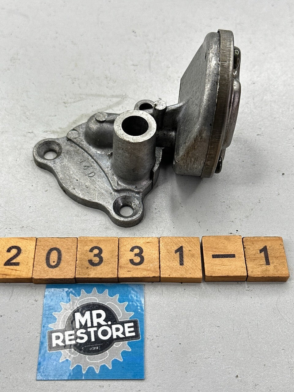 Suzuki DR350 '90-99' DR250 '90-95' Oil Pump Cover Housing 16431-14D01