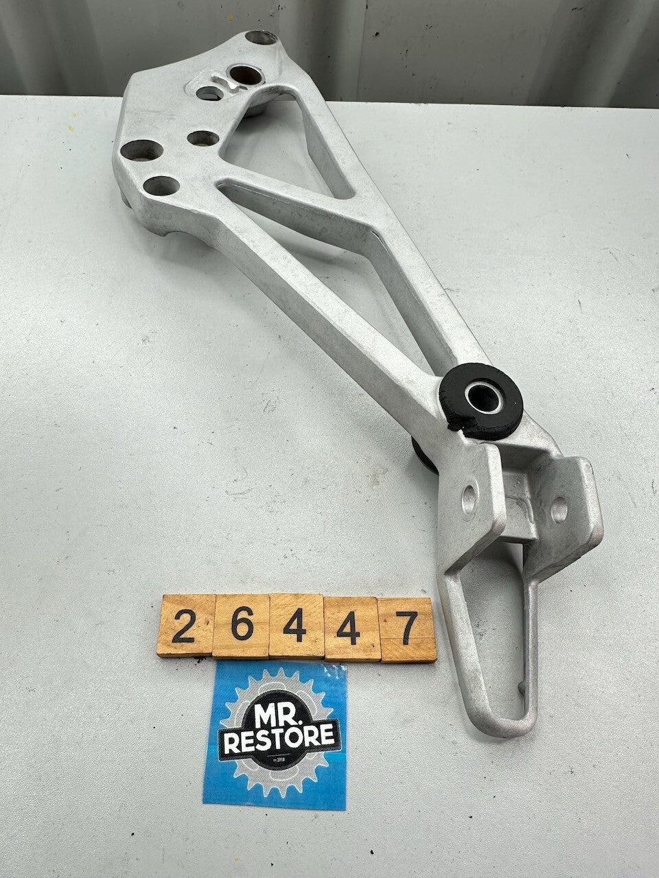 Honda VF1000 F2 '85' Right Foot Rest Peg Step Bracket 50610-MB6-630
