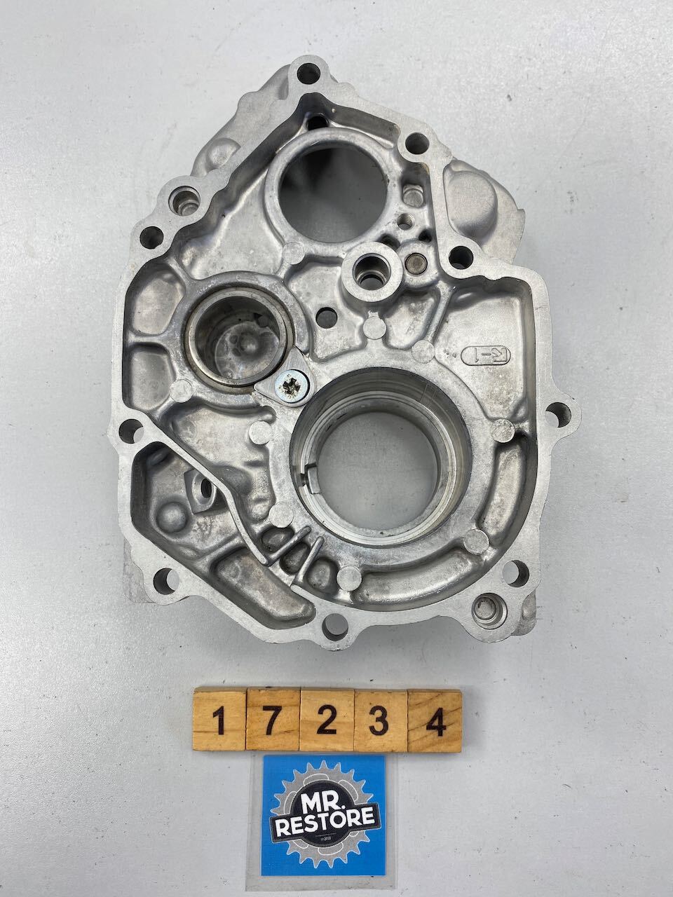 Kawasaki KR250 KR-1 Crankcase 14001-1061 Vapour Blasted