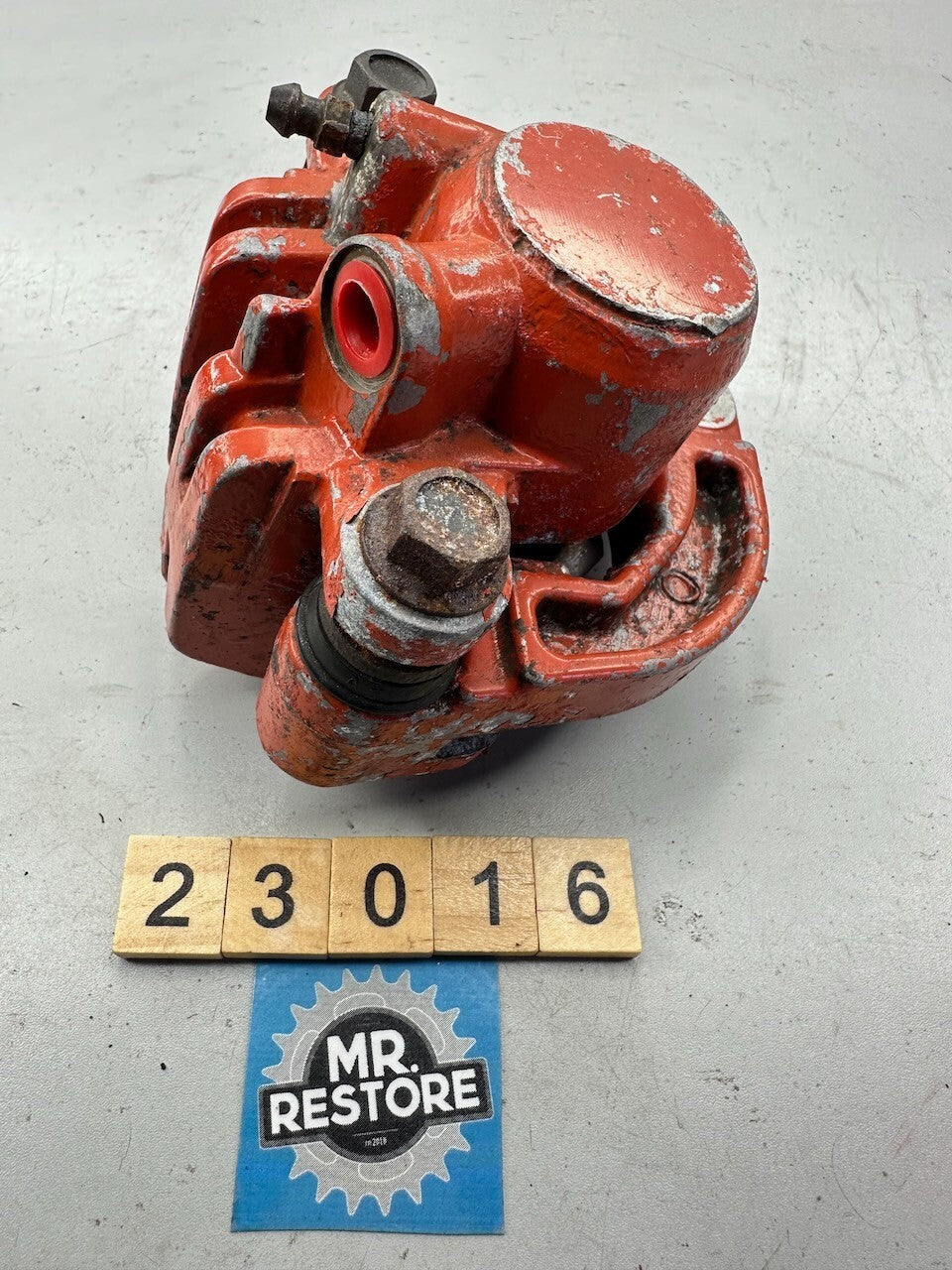 Suzuki GS650 GS550 Katana Front Right Brake Caliper & Bracket 59100-49010