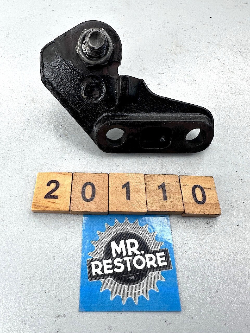 Yamaha TZR250 1986-88 1KT 2MA Side Stand Bracket, Bolt & Nut 2MA-27321